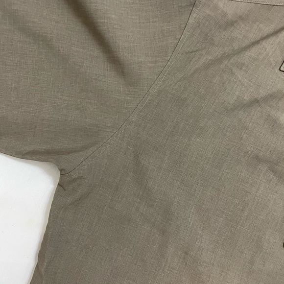 Brown Shirt - Picture 2 of 2